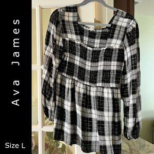 Black and White Plaid Top